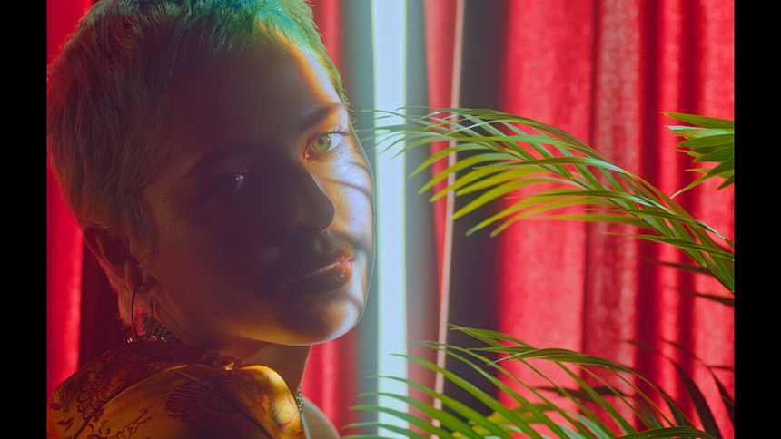 Grace Aimi「Rainbow」のMVが公開。US-Capitol Recordsとパートナーシップを締結