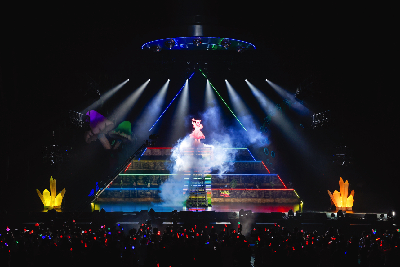 Kyary Pamyu Pamyu Concludes 10th Anniversary Tour with Spectacular